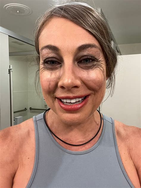 Dorothy Dawn - Sunscreen seeping into your eyes while... | Facebook