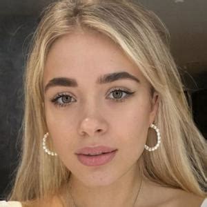 Мила, 26 лет, по знаку зодиака Телец хочет познакомиться с парнем в ...