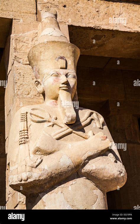 Hatshepsut osiris statue hi-res stock photography and images - Alamy