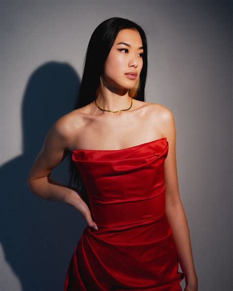 akaNemsko : r/twitchasians