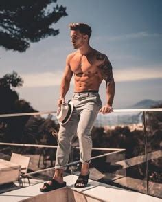 330 Instagram Models ideas | instagram models, photography poses for ...