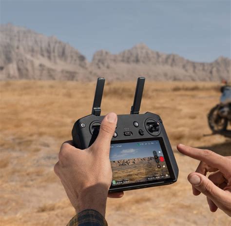 Квадрокоптер DJI Mavic 3 Pro Fly More Combo - купить с доставкой по ...