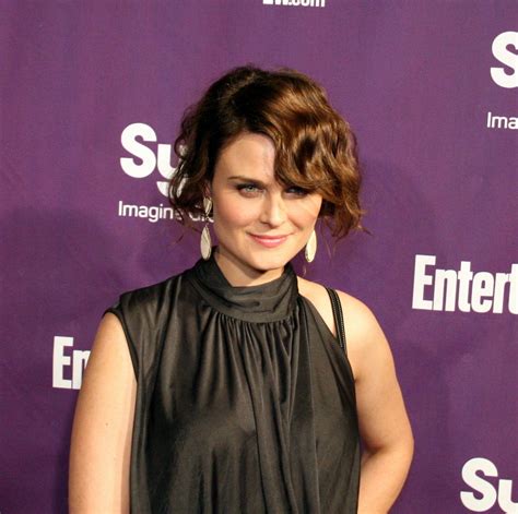 Emily Deschanel