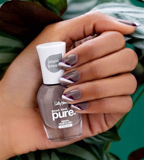 Sally Hansen | ВКонтакте