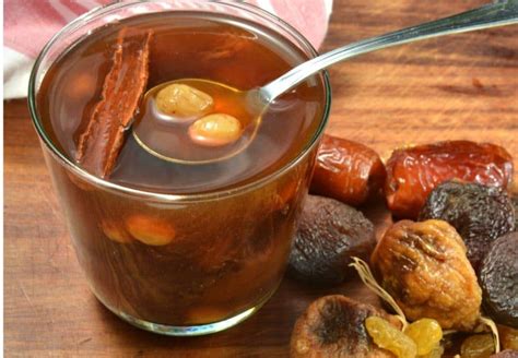 Компот из сухофруктов, как правильно варить вкусный и полезный напиток.