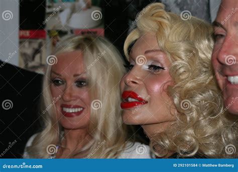 Amanda Lepore and Mamie Van Doren at Modern Art Gallery Opening in 2006 ...