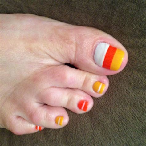 Candy Corn Toes!!! Cute!! | Toe nails, Autumn nails, Manicure and pedicure