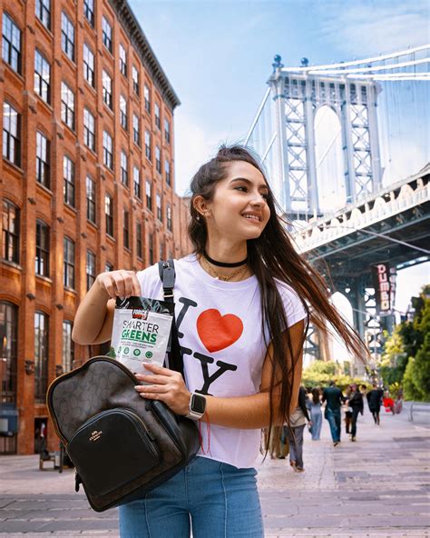 Chris Bukowski | The many moods of @thevarietygurl 🙃 . . . . . . #