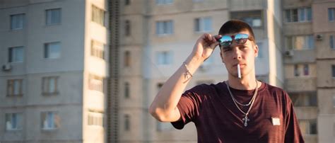 Slava: from Ukraine, a breath of fresh air for the Italian Rap - Throw ...