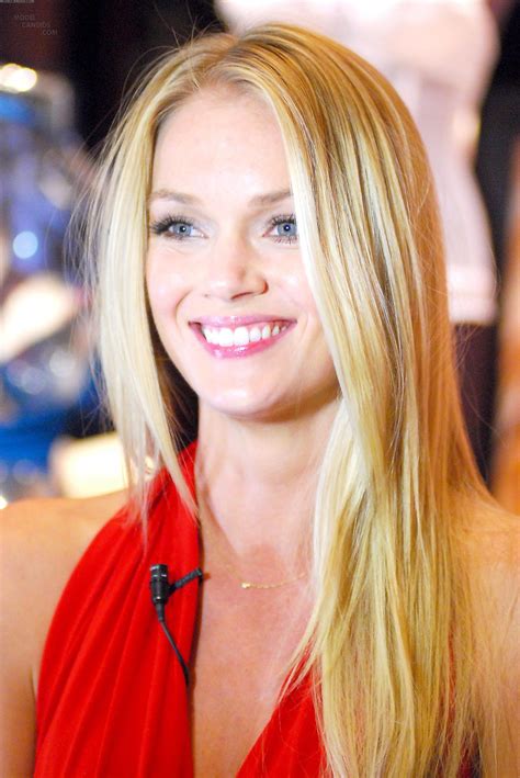 Lindsay Ellingson Pictures. Hotness Rating = 9.30/10