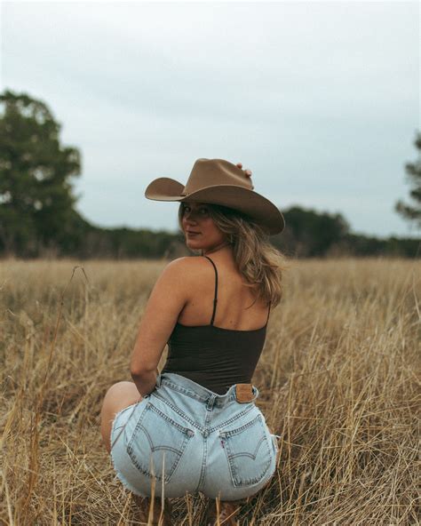 Alexis Texas Reverse Cowgirl