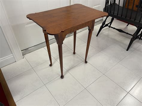 tiger maple porringer tea table  model