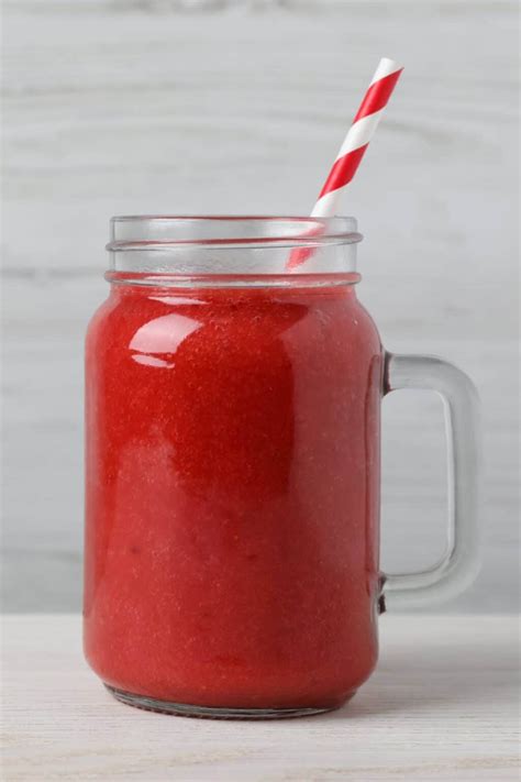 10 Best High-Calorie Smoothies - Deli's Crunch