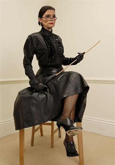 Pin von Alicetv Müller auf governess , headmistress , dominatrix ...