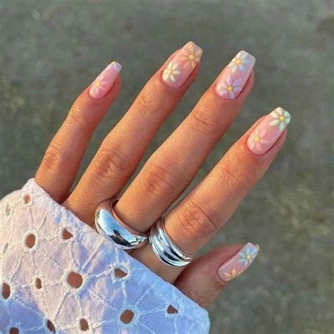 Gel Manicure: Everything You Need To Know | BeautyStack