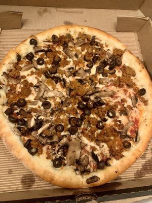 PAGLIACCI PIZZA - Updated May 2025 - 43 Photos & 35 Reviews - 15210 SE ...
