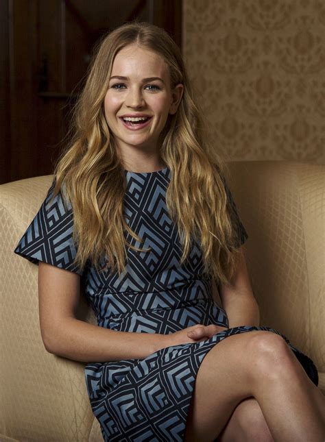 Britt Robertson Photo Shoot