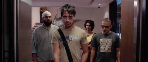 Delhi Belly (2011) - Filmi Geek