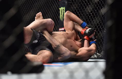 Highlights: Jim Miller Strangles Opponent To Kick Off UFC Ft. Lauderdale