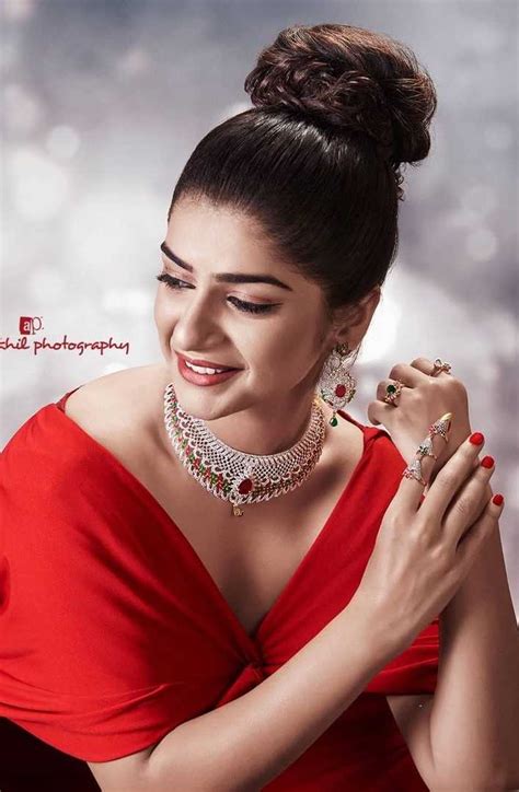 Priti Dey: A Comprehensive Guide to Know Her Biography, Age, Height ...