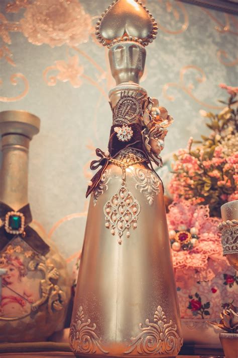 Декор винной бутылки