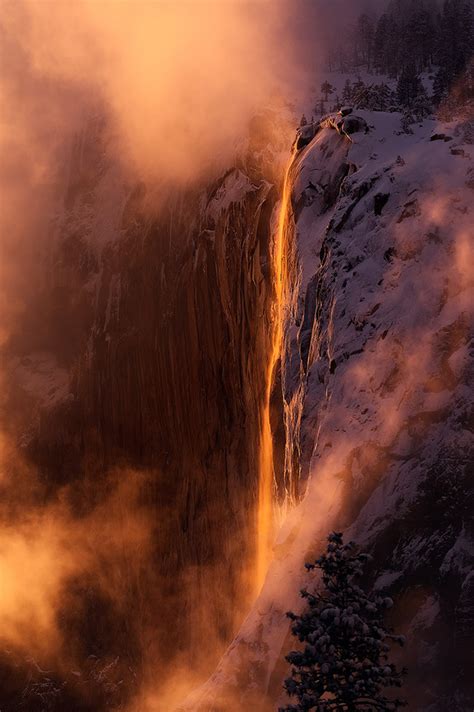 Tips for Photographing the Yosemite Firefall