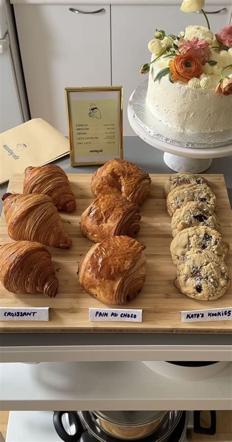 Pin by Molly Holloway on food | Homemade cafe, Breakfast cafe, Brunch cafe