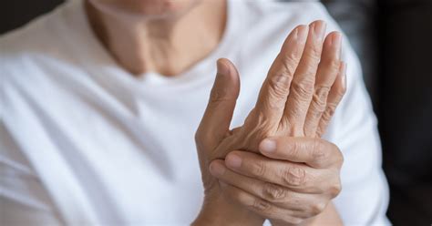 5 Tips for Dealing with Arthritis - Seniors Prefer Homecare