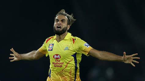 With 26 Wickets, Imran Tahir Wins IPL 2019’s Purple Cap - The Quint