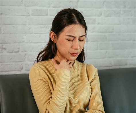Sore Throat from Air Conditioning: Causes, Symptoms, and Treatments