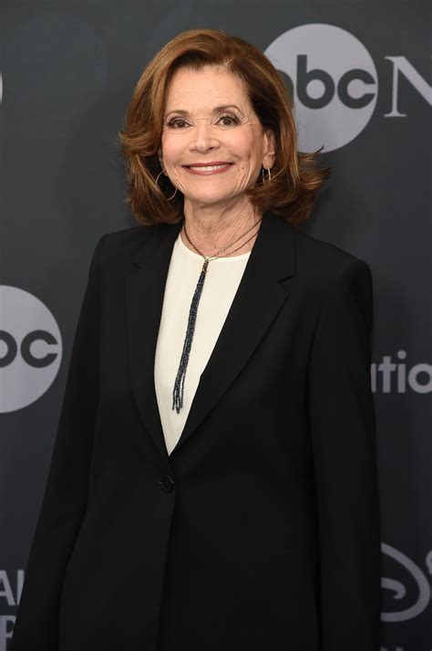 Jessica Walter Net Worth - Wiki, Age, Weight and Height, Relationships