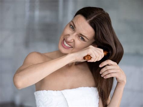 tidak semakin rusak   menyisir rambut kusut  baik