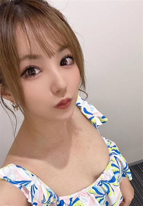 ประวัติ tsubasa amami ดาราเอวีหุ่นดี ลีลาสุดยอด ดู