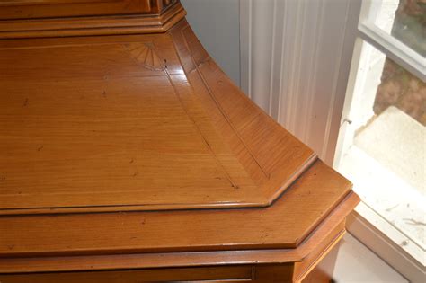 Vintage Pine Corner Curio Cabinet | EBTH