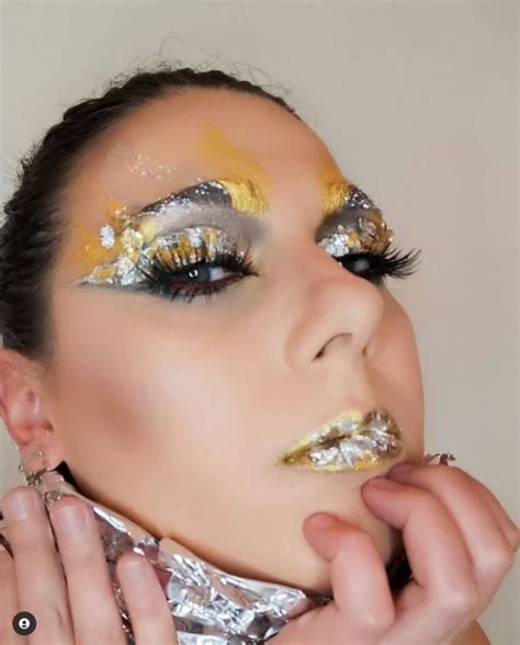 20+ Stunning Metallic Makeup Ideas - The XO Factor