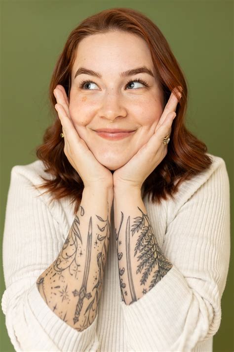 Swipe to see when she looks at... - Jenni Chapman Photography | Facebook