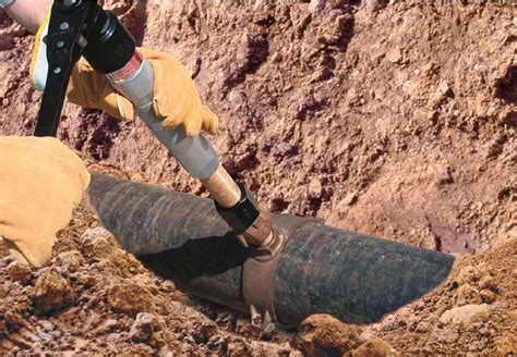 Хомут врезной на чугунную трубу - 80 фото