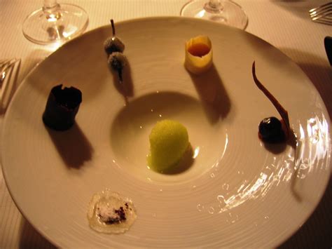 Pierre Gagnaire - Fine Dining Explorer