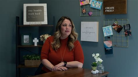 Supreme Court Backs Web Designer Opposed to Same-Sex Marriage - The New