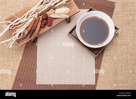 Traditional Korean medicine Stock Photo - Alamy
