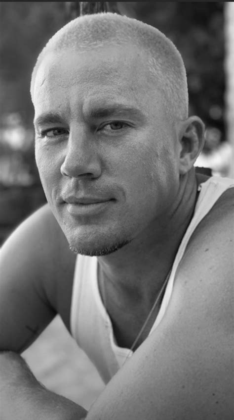 Channing Tatum publica foto completamente desnudo | Publimetro México