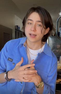 Mak Ingemi in 2022 | Cool poses, Lesbian outfits, Cool kids
