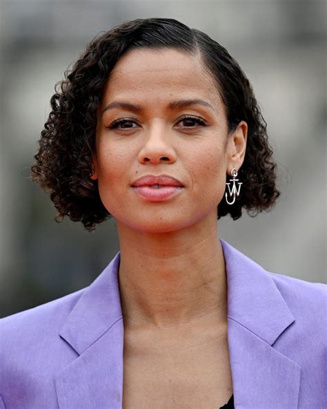 21 Natural Curly Hairstyles - Long, Medium And Short Curly Hair Ideas