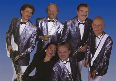 Homepage [www.les-clochards-showband.de]