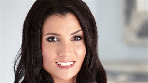 Conservative radio host Dana Loesch bringing show to Bass Pro