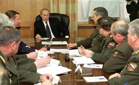 Владимир Путин встретился с ветеранами армии и флота • Президент России