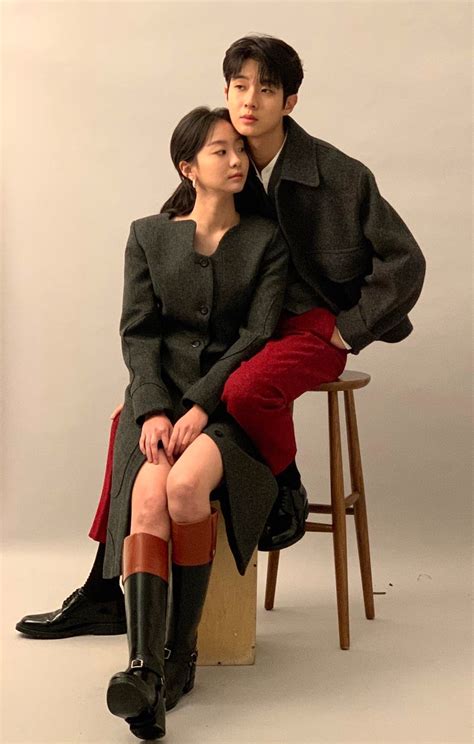 Pin by Heloisa on Kdramaland | Korean couple photoshoot, Couple