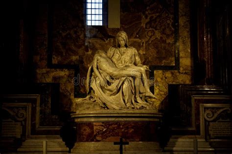 Michelangelo S Pieta in St. Peter S Basilica in Vatican Editorial ...