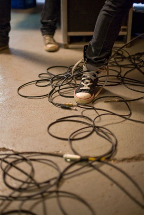 how to untangle a phone cord