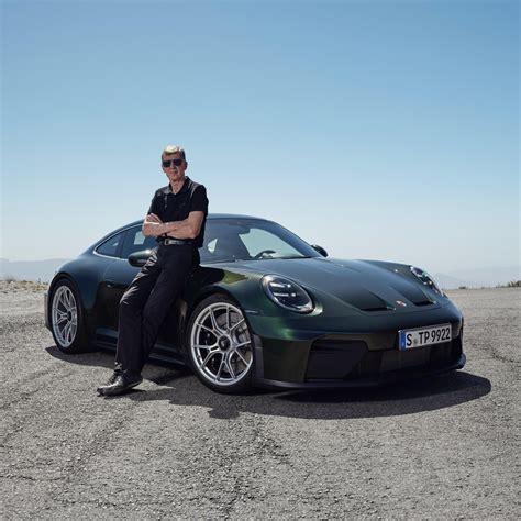 Lisa Yasmin - Lisa Yasmin added a new photo — at...